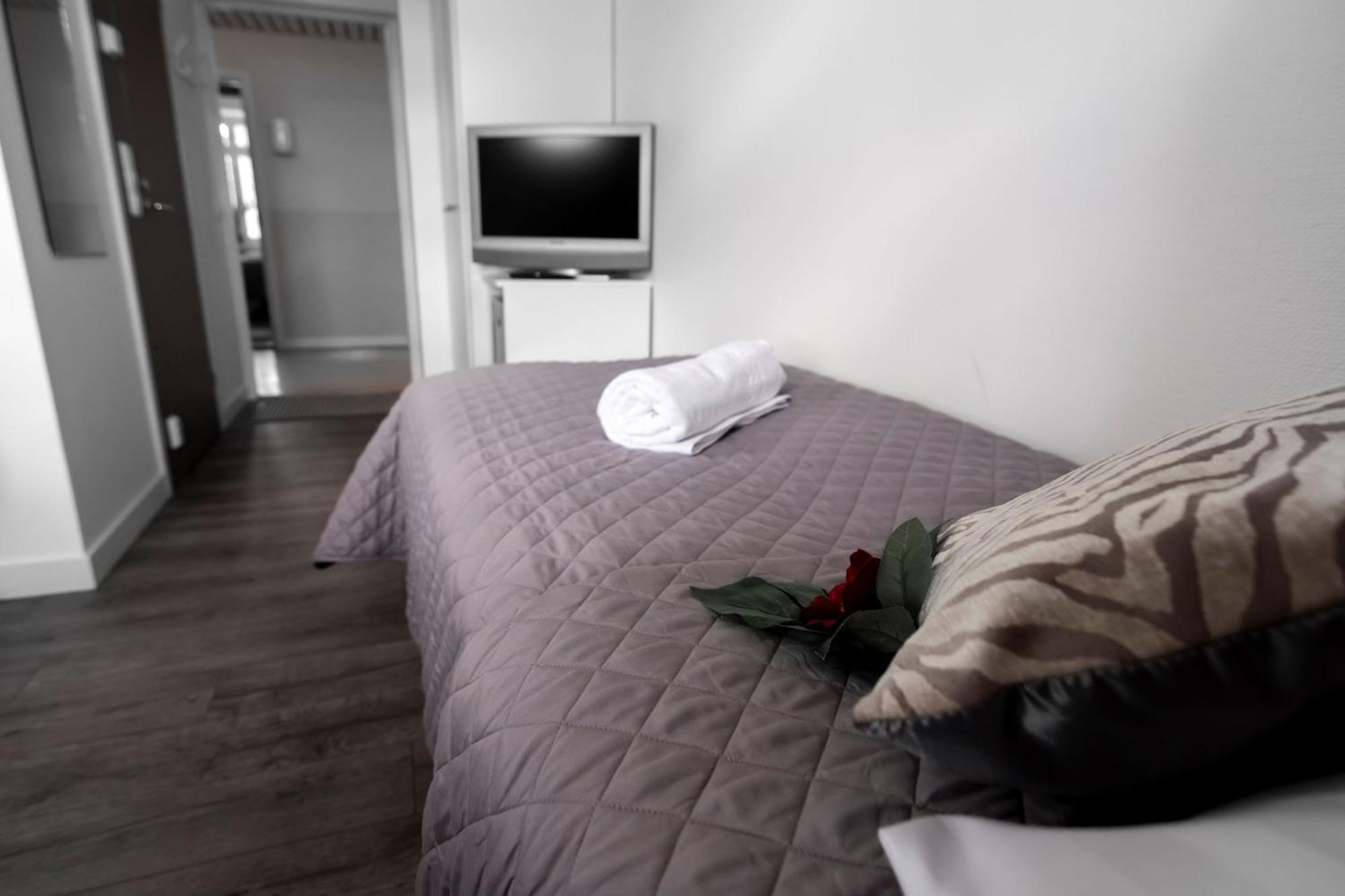 Ik Hotel & Camping Keuruu Pokój zdjęcie