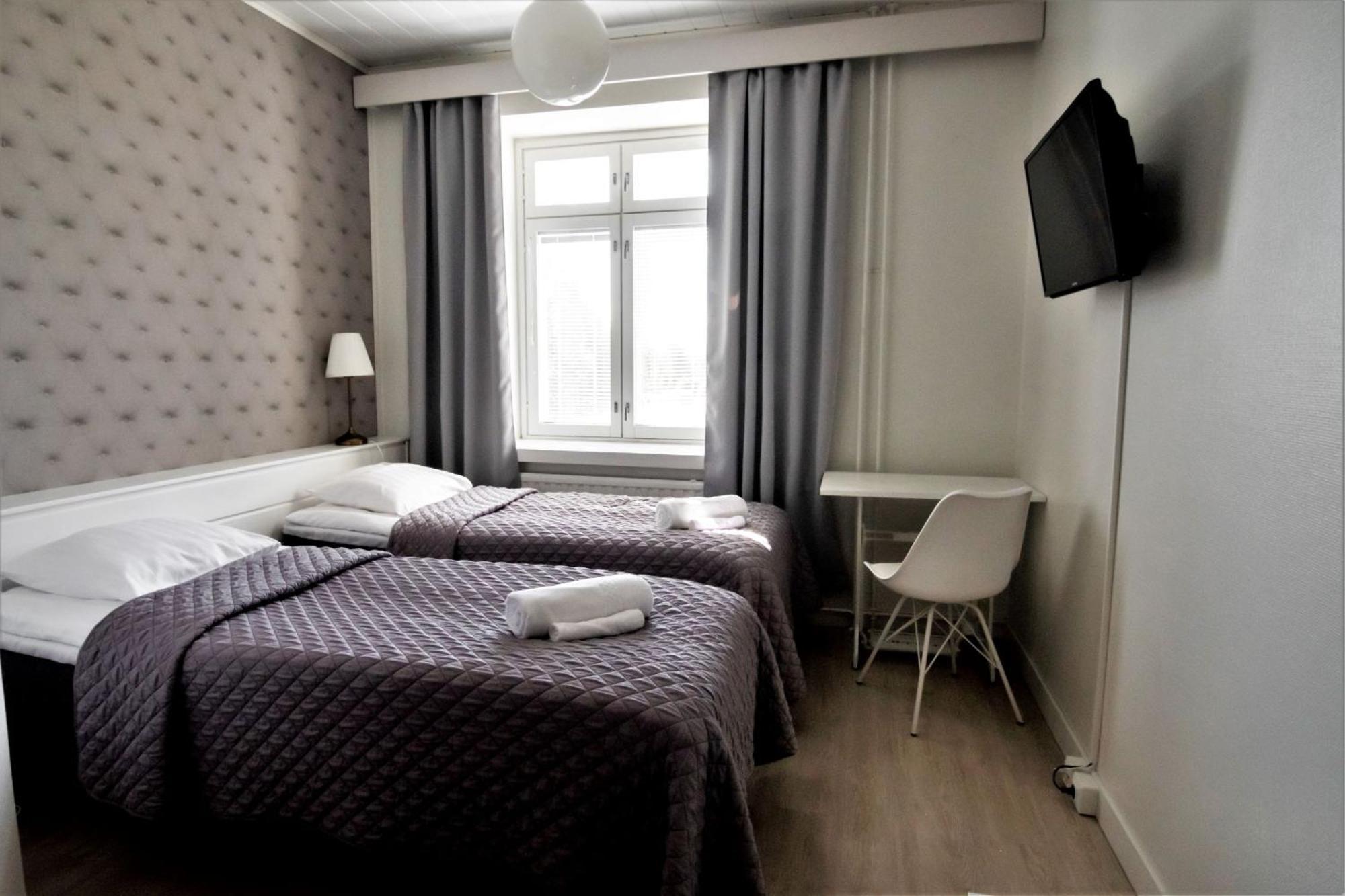 Ik Hotel & Camping Keuruu Pokój zdjęcie